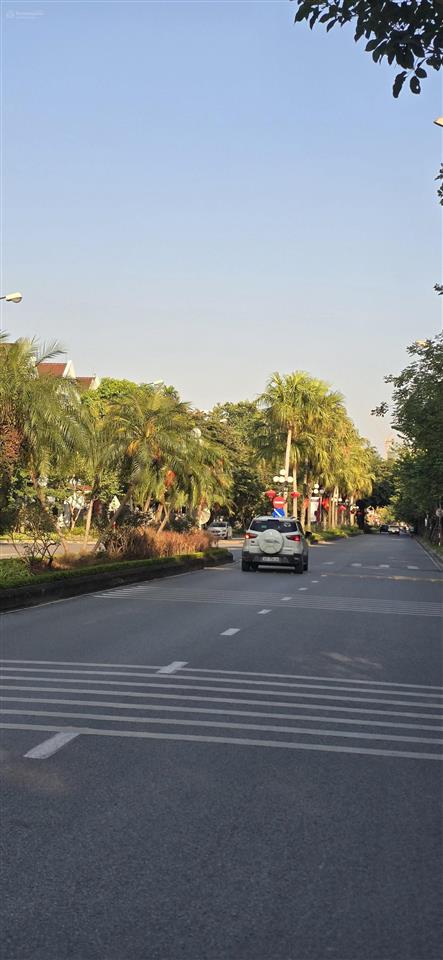 Mặt phố, bùi trang chước, phú thượng, đất 95m2, vỉa hè, kd, hai thoáng trước sau, hơn 200t/m2
