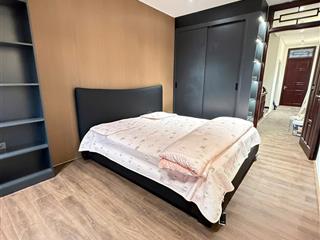 Phố văn cao  quần ngựa. nhà 60m2, 6 tầng, hai thoáng, ô tô đỗ, kinh doanh đỉnh. 2x tỷ có tl.