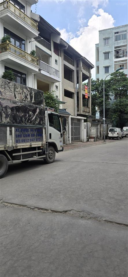 Bán đất tại phú xá, phú thượng 180 triệu/m2, 140m2, mặt tiền 8.5m, ô tô tránh nhau, kinh doanh