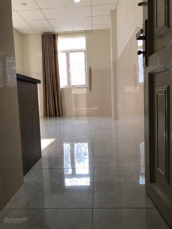Cho thuê căn hộ ban công rộng 35m2