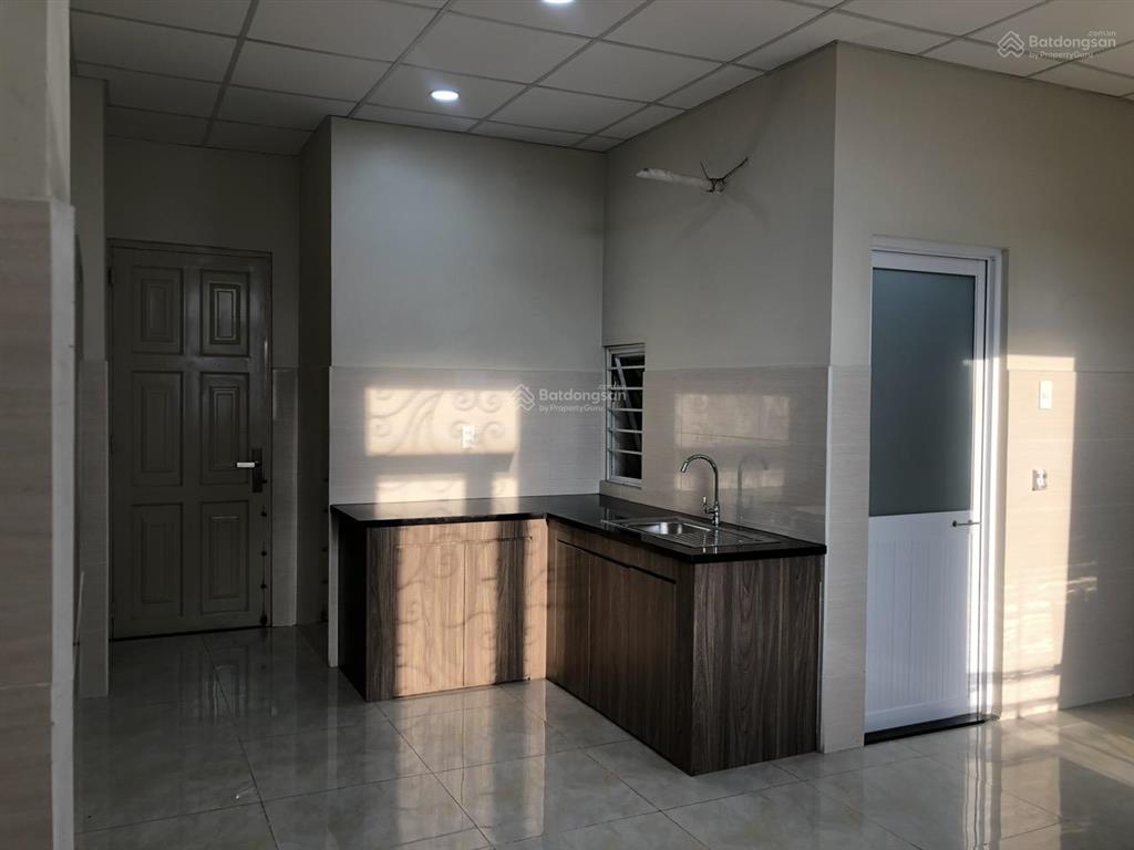 Cho thuê căn hộ ban công rộng 35m2