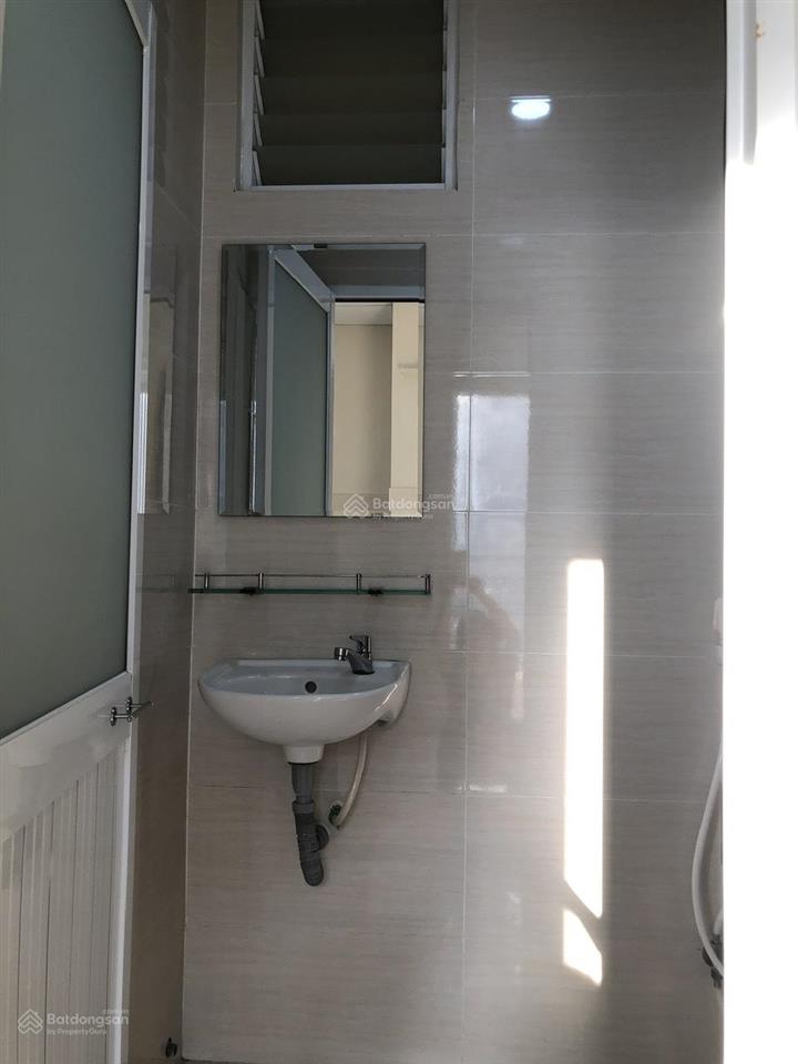 Cho thuê căn hộ ban công rộng 35m2
