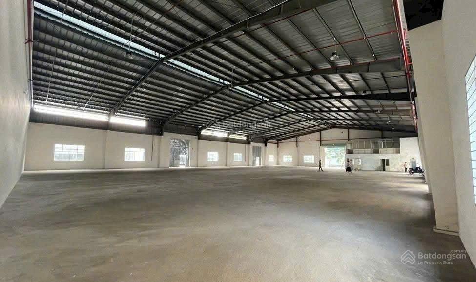 Cho thuê 1000m2 kho nhà xưởng tại khu công nghiệp hòa khánh, đà nẵng.