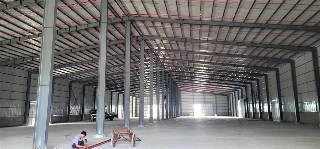 Cho thuê 2500m2, kho nhà xưởng kcn điện ngọc quảng nam.