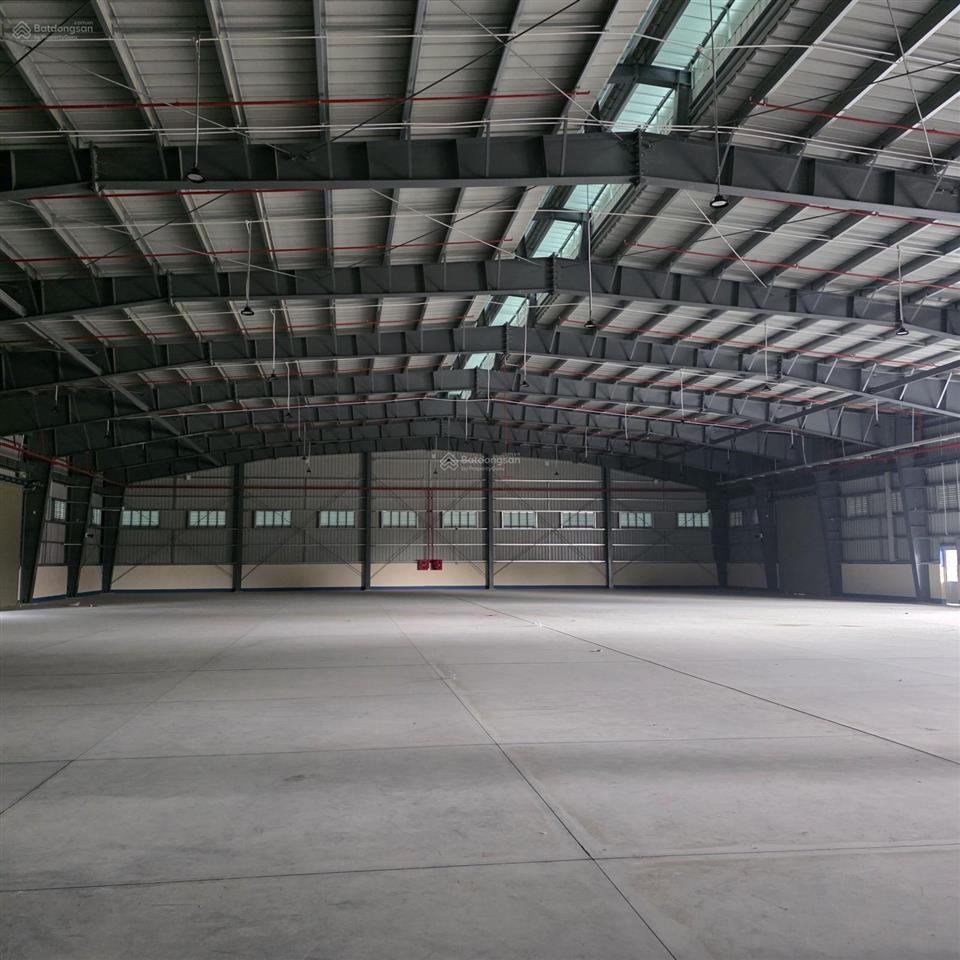Cần bán 5500m2 đất có 3.500m2 kho nhà xưởng, văn phòng làm việc,.. tại kcn liên chiểu, đà nẵng.