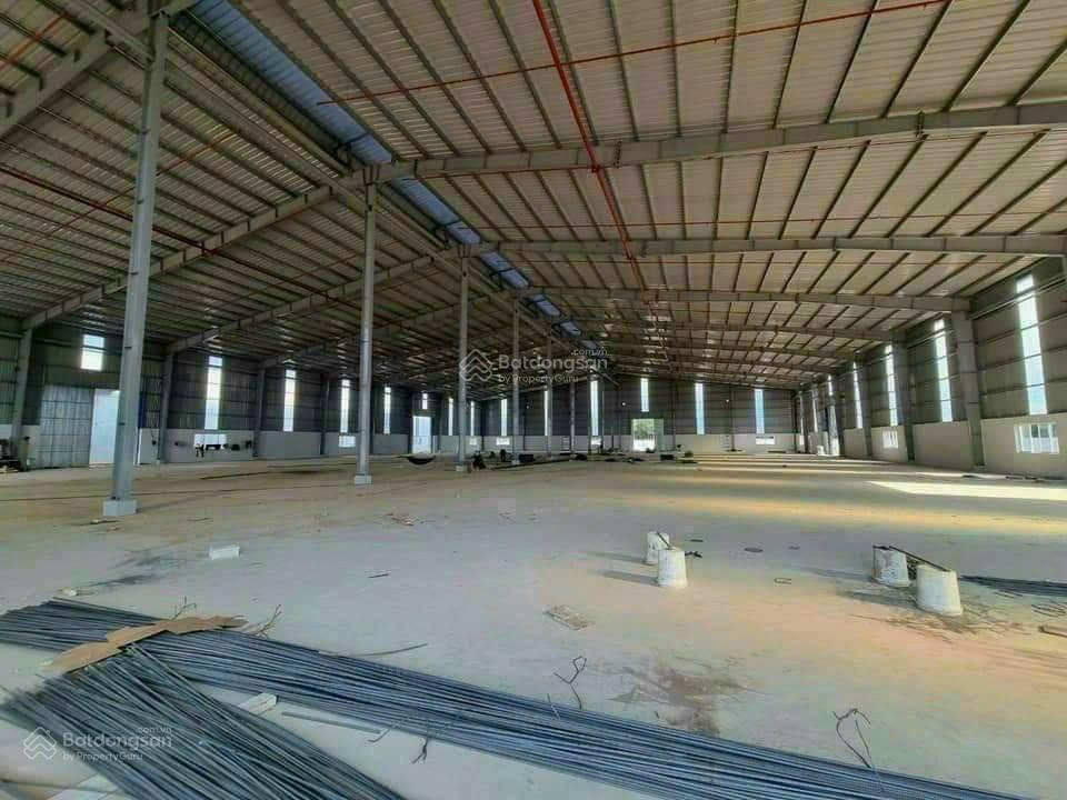 Bán 4200m2 đất có 2500m2 kho nhà xưởng, văn phòng làm việc, tại khu công nghiệp liên chiểu, đà nẵng