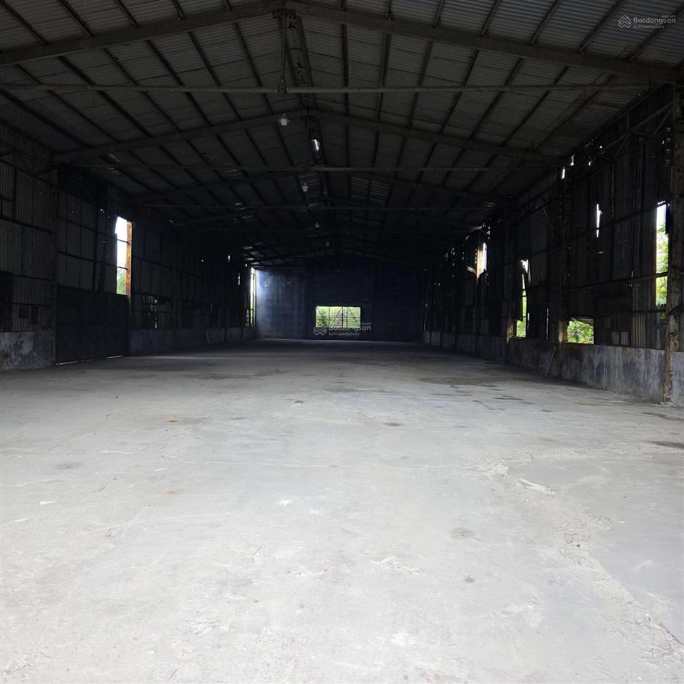 Cho thuê 12.500m2 đất có 5000m2 kho nhà xưởng gần trung tâm tp đà nẵng
