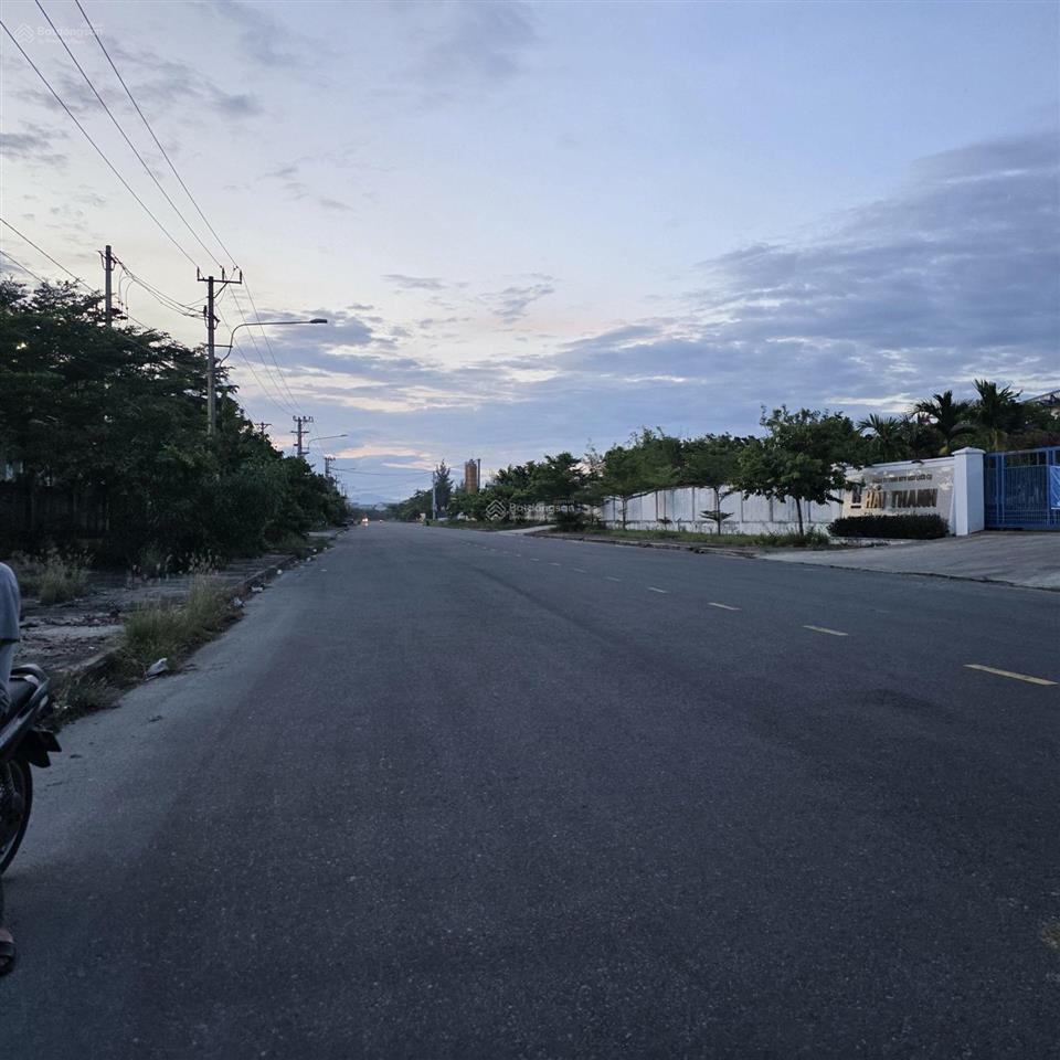 Cần bán 9.000m2 đất làm nhà xưởng mộc khu công nghiệp, điện bàn, quảng nam cũ