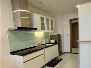 Bán căn hộ 1 phòng ngủ diện tích lớn nhất vinhomes, hướng mát, 2 ban công