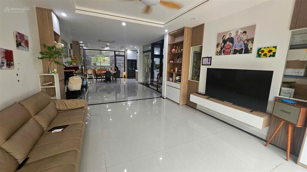 Bán nhà vườn 160m2 khu c16 kđt geleximco lê trọng tấn, hoàn thiện full thang máy giá chỉ 28 tỷ