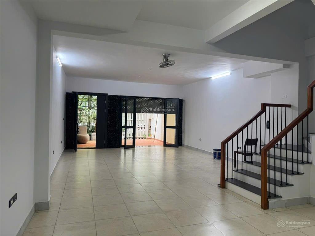 Bán nv 144m2, đã hoàn thiện cơ bản, giá siêu hời tại khu đô thị geleximco  lê trọng tấn, 21,5 tỷ,