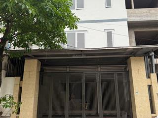 Chủ giảm sâu, cần bán một căn liền kề bảo sơn giá chỉ 21.5 tỷ, giá tốt dự án. đã hoàn thiện