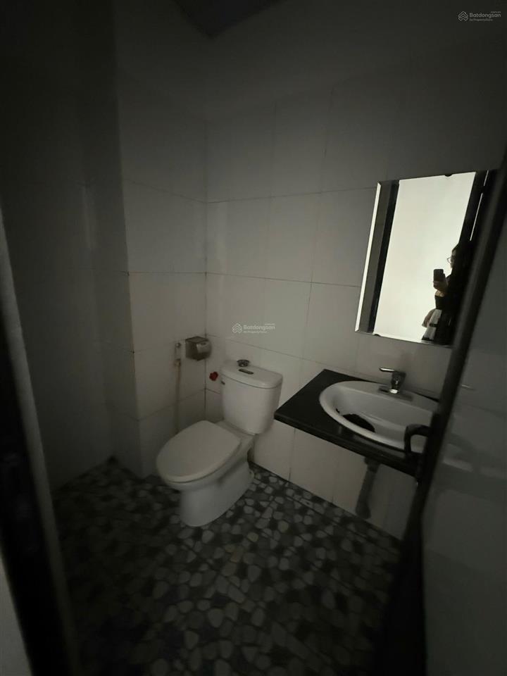 Chủ giảm sâu, cần bán một căn liền kề bảo sơn giá chỉ 21.5 tỷ, giá tốt dự án. đã hoàn thiện