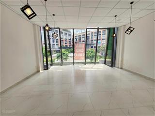 Cho thuê nhà mặt tiền đường số 51, p. an phú (q2). diện tích 104m2, vị trí đắc địa. giá 70tr/th