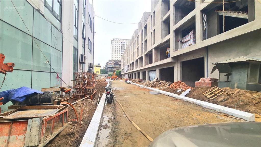 Hiếm có khó tìm  liền kề phố lạc trunghai bà trưng  kinh doanh văn phòng đỉnh  0963 603 ***