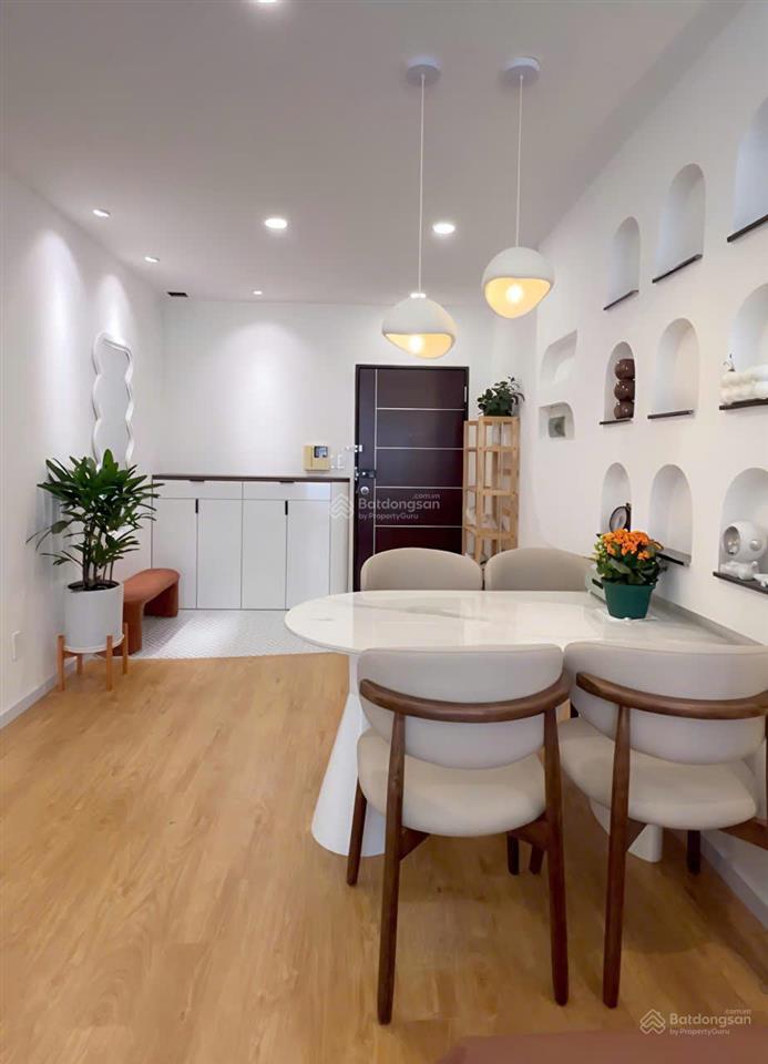 Bán căn hộ cc sky garden 3, giá cực chất 5,75 tỷ, 70m2, 3pn, đang cho thuê 19 triệu, q7, hcm