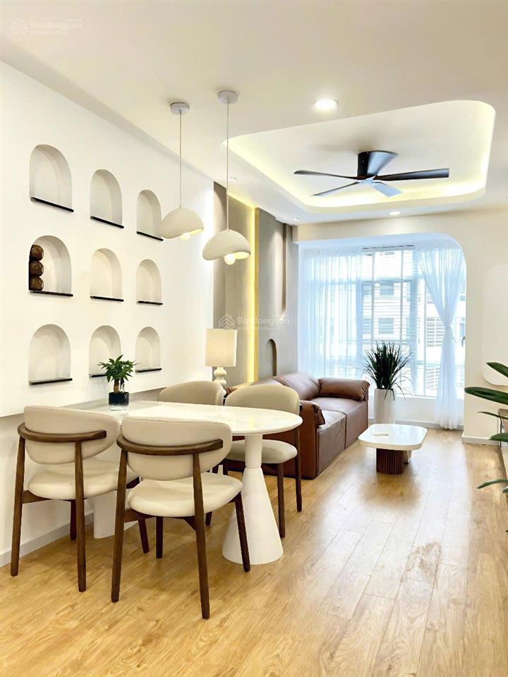 Bán căn hộ cc sky garden 3, giá cực chất 5,75 tỷ, 70m2, 3pn, đang cho thuê 19 triệu, q7, hcm