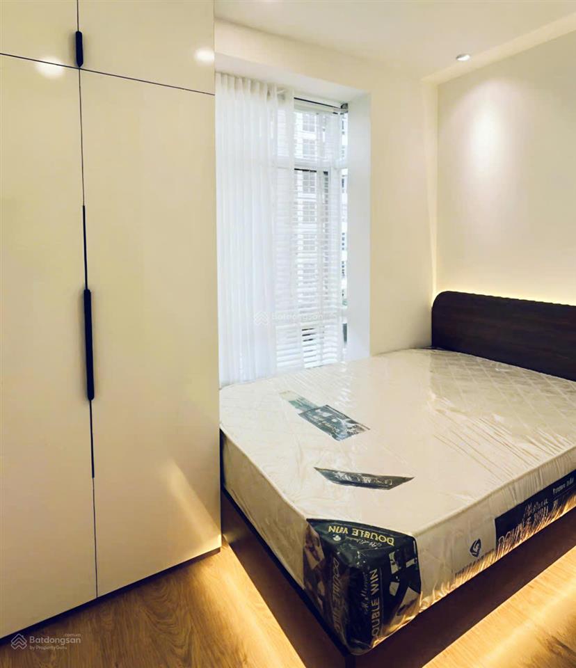 Bán căn hộ cc sky garden 3, giá cực chất 5,75 tỷ, 70m2, 3pn, đang cho thuê 19 triệu, q7, hcm