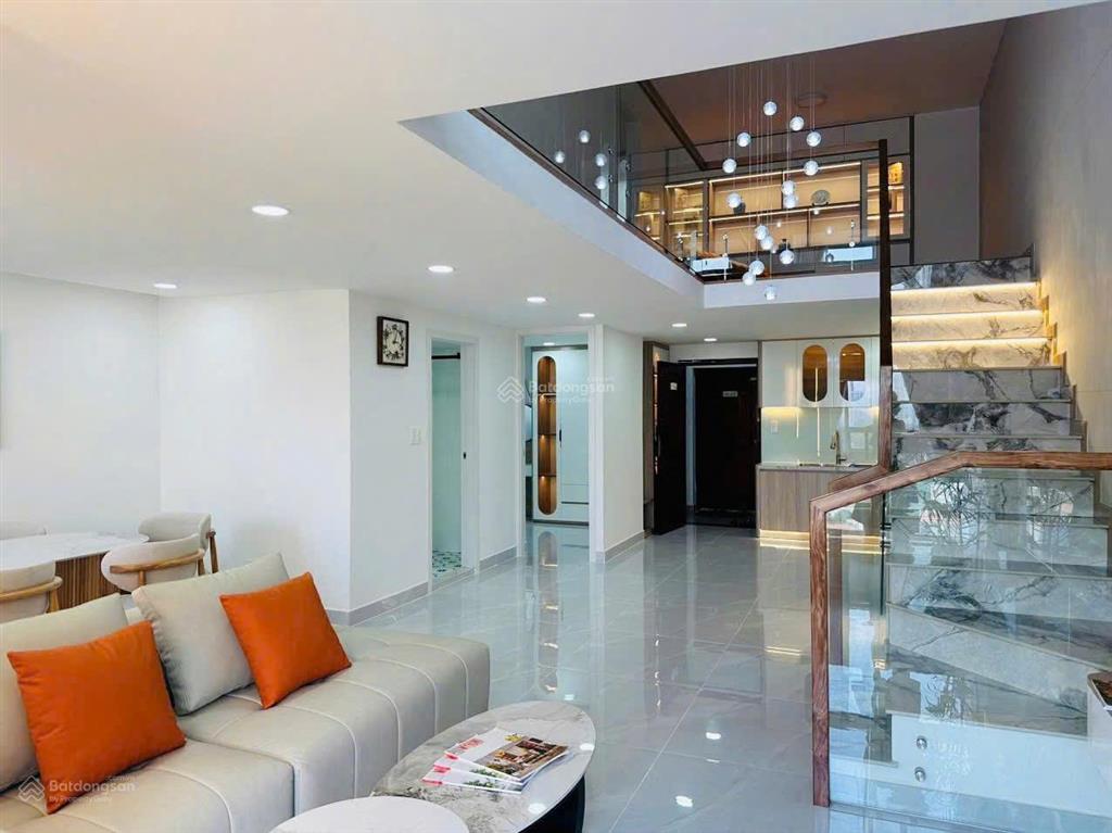 Bán căn hộ duplex sky garden i, giá 7,5 tỷ, 71 m2, 3pn, 3wc, tân phong, q7, tp. hcm