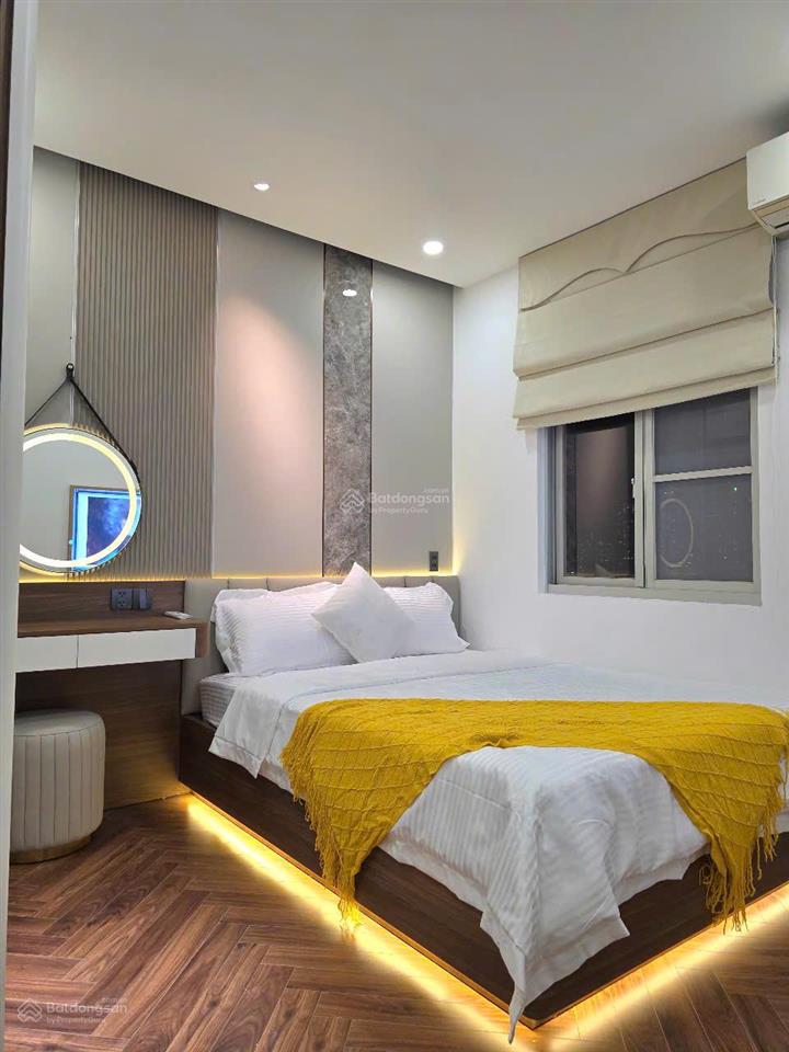 Bán căn hộ chung cư sky garden ii, giá ưu đãi 7,65 tỷ, 91 m2, 3pn, 2wc, full nội thất, view hồ bơi