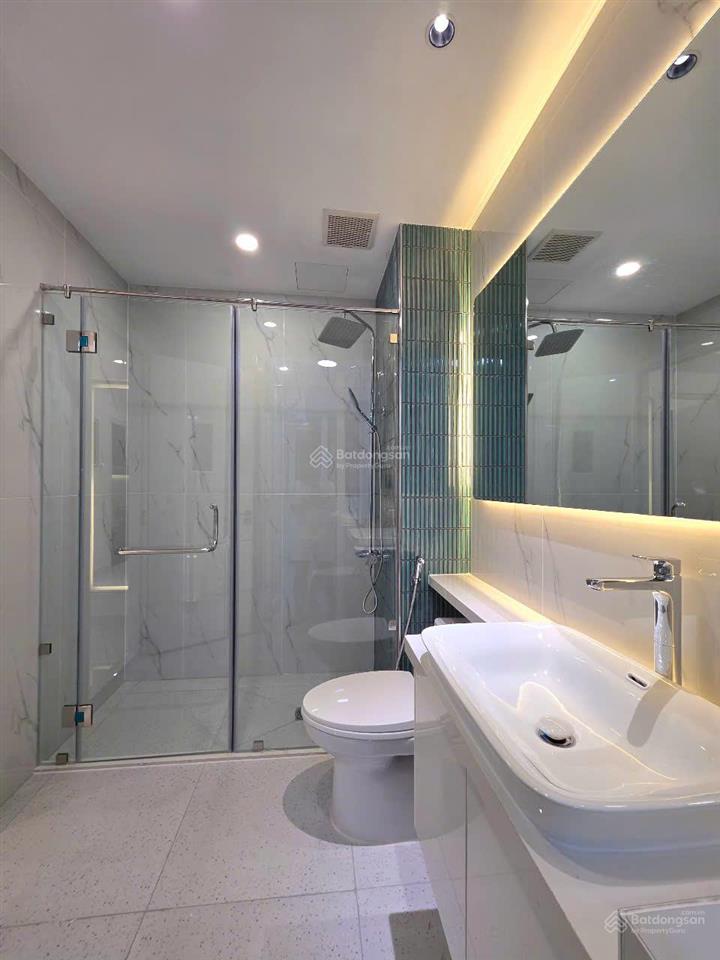 Bán căn hộ chung cư sky garden ii, giá ưu đãi 7,65 tỷ, 91 m2, 3pn, 2wc, full nội thất, view hồ bơi