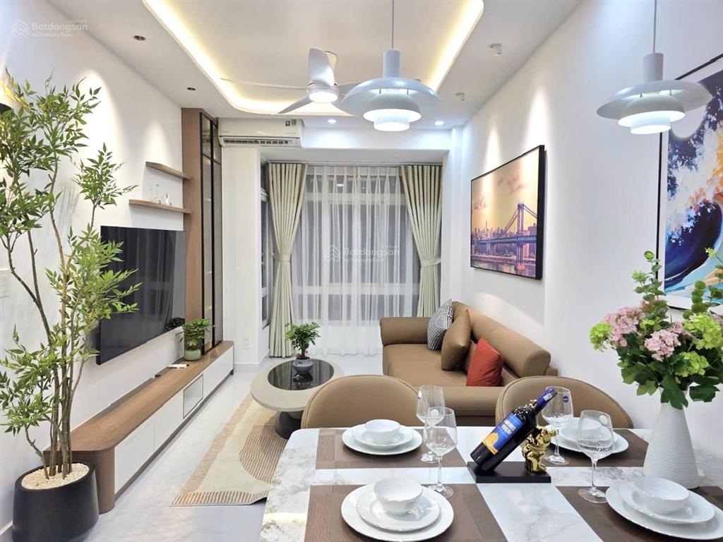 Bán gấp căn hộ 2pn + 1wc tại sky garden 3, giá 5,19 tỷ, 56m2, tp. hcm đang cho thuê ổn định