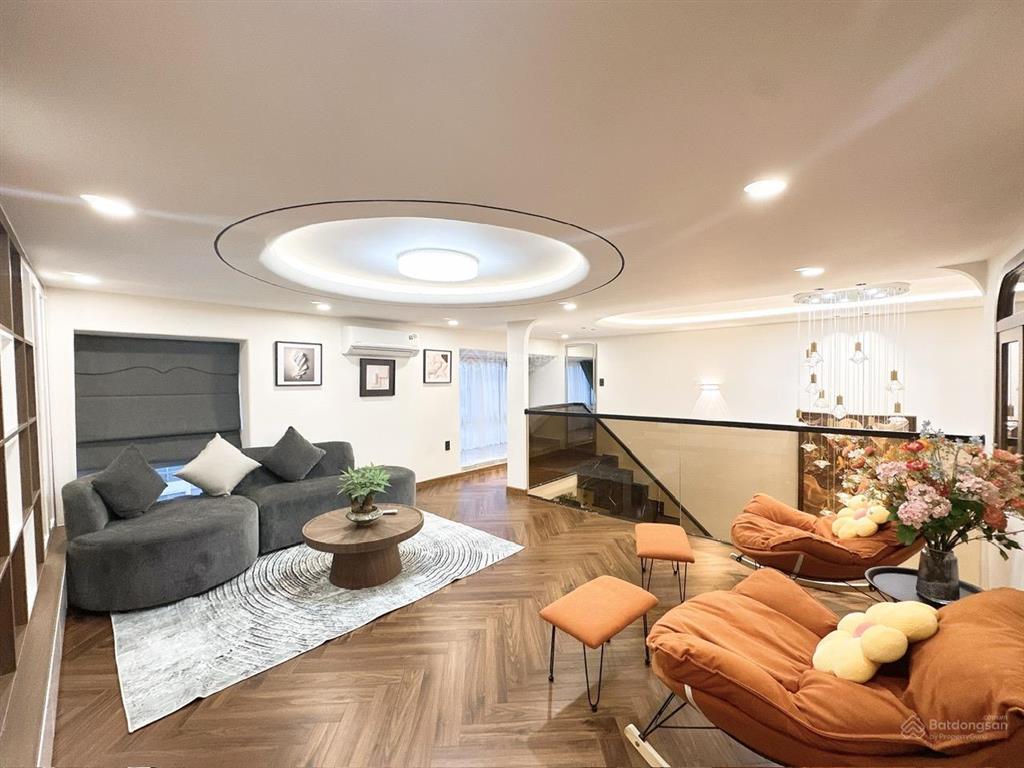 Căn hộ duplex 4pn đẹp, nhiều tiện ích tại sky garden i, giá 10,6 tỷ, diện tích 91m2