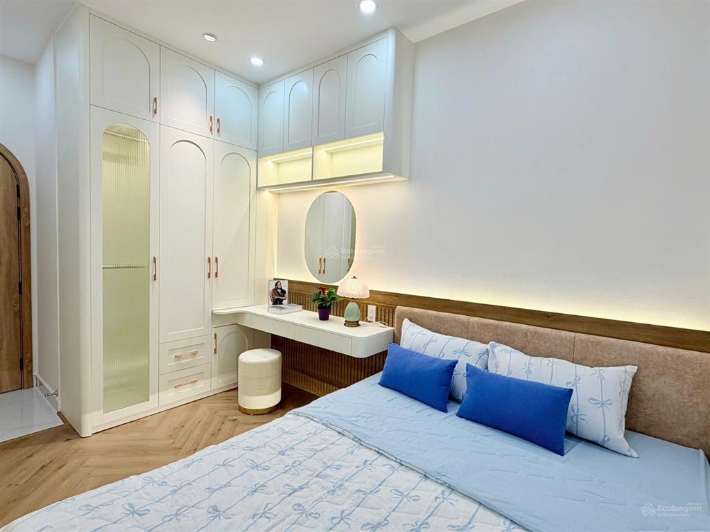 Bán căn hộ sky garden i, giá 5,8 tỷ, 71m2, 2pn, 2wc, giá cực chất tại tân phong, q7, hcm