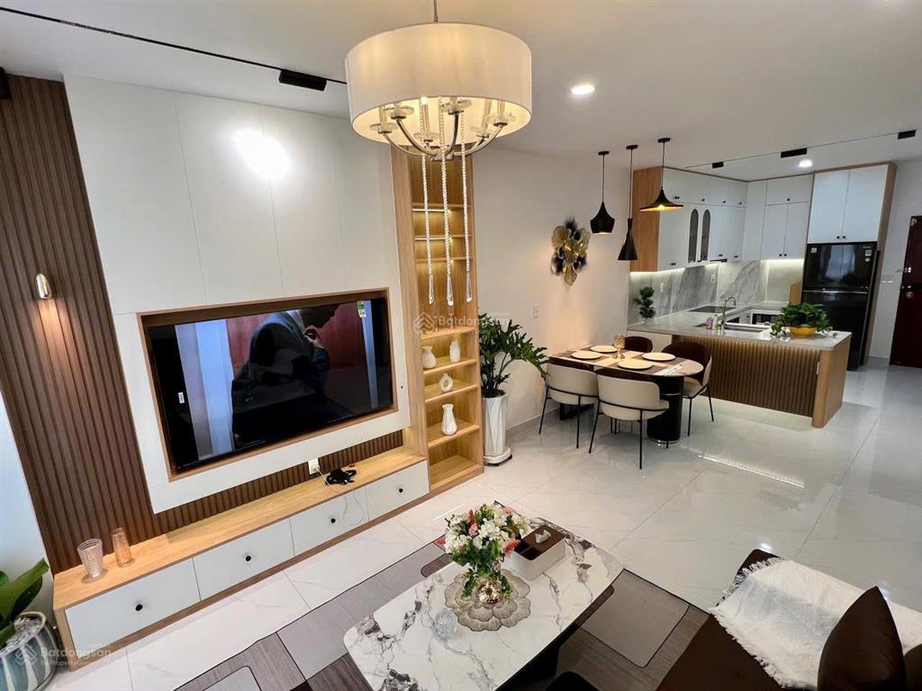 Bán căn hộ chung cư 2pn, 2wc tại sky garden i, giá 5,8 tỷ, 71m2, quận 7, tp.hcm chỉ với tốt