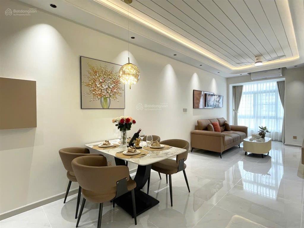 Bán căn hộ chung cư tại sky garden ii, giá 5,35 tỷ, 71 m2, 2pn, 2wc