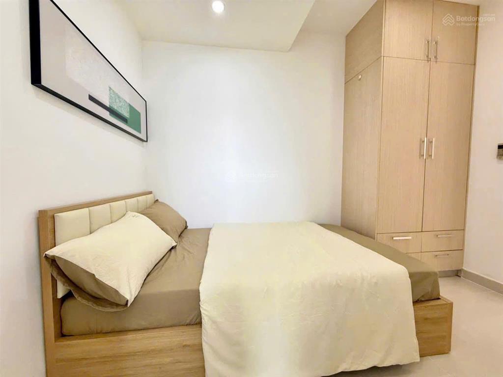Bán căn hộ chung cư tại sky garden 3, view sông, chỉ 4,9 tỷ, 56 m2, 2pn, 1wc, đang cho thuê ổn định