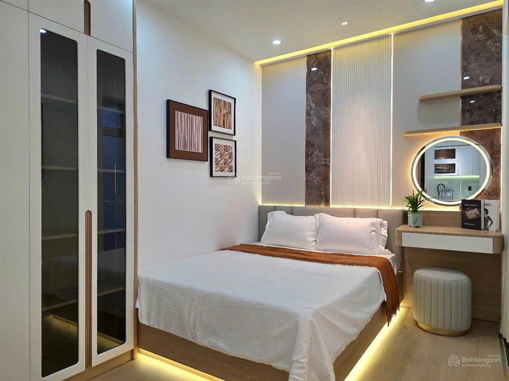 Bán cc sky garden ii, giá 5,56 tỷ, 71m2, 2pn, 2wc, giá cực chất
