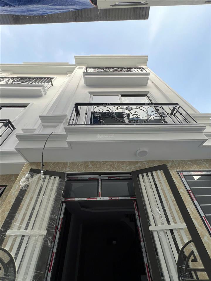 Nhà riêng 40m² song phương, hoài đức  nhà full nội thất, ô tô đỗ cửa, gần đl thăng long