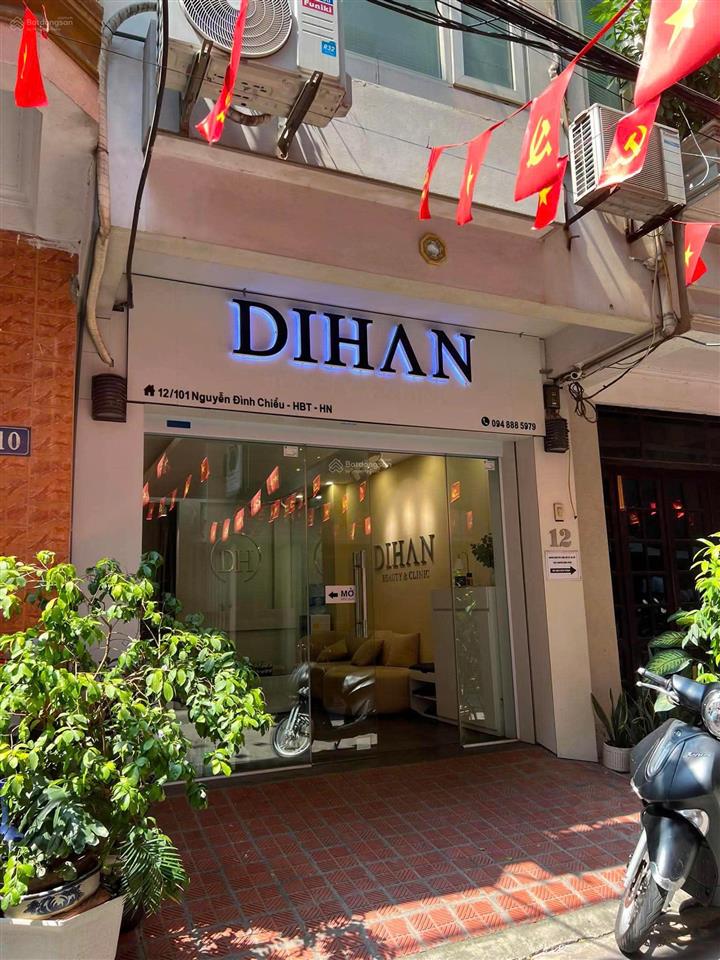 Cho thuê nhà 6 tầng ven hồ công viên thống nhất nguyễn đình chiểu ô tô, thang máy. phù hợp làm spa