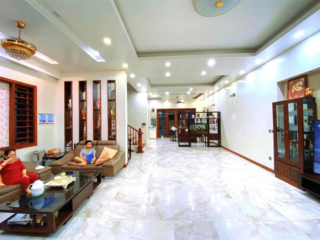 Cho thuê biệt thự nguyễn cơ thạch, mỹ đình 220 m2, 4 tầng, mới đẹp mặt tiền rộng