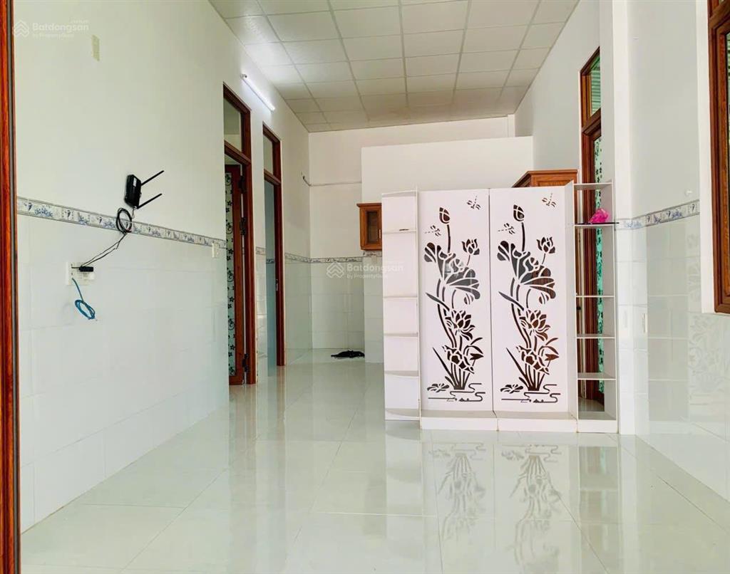 Bán nhà, có sân rộng đậu ô tô hẻm cầu dứa phú nông  tây nha trang  khánh hòa (xã vĩnh ngọc cũ)