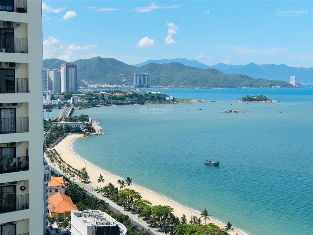 Lvcc. bán căn studio tòa nam, giá 5,2 tỷ , view biển goldcoast  nha trang
