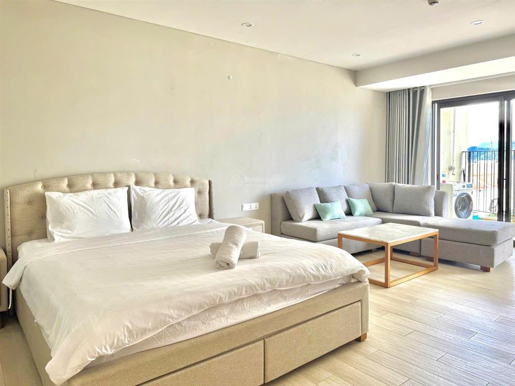 Lvcc. bán căn studio tòa nam, giá 5,2 tỷ , view biển goldcoast  nha trang