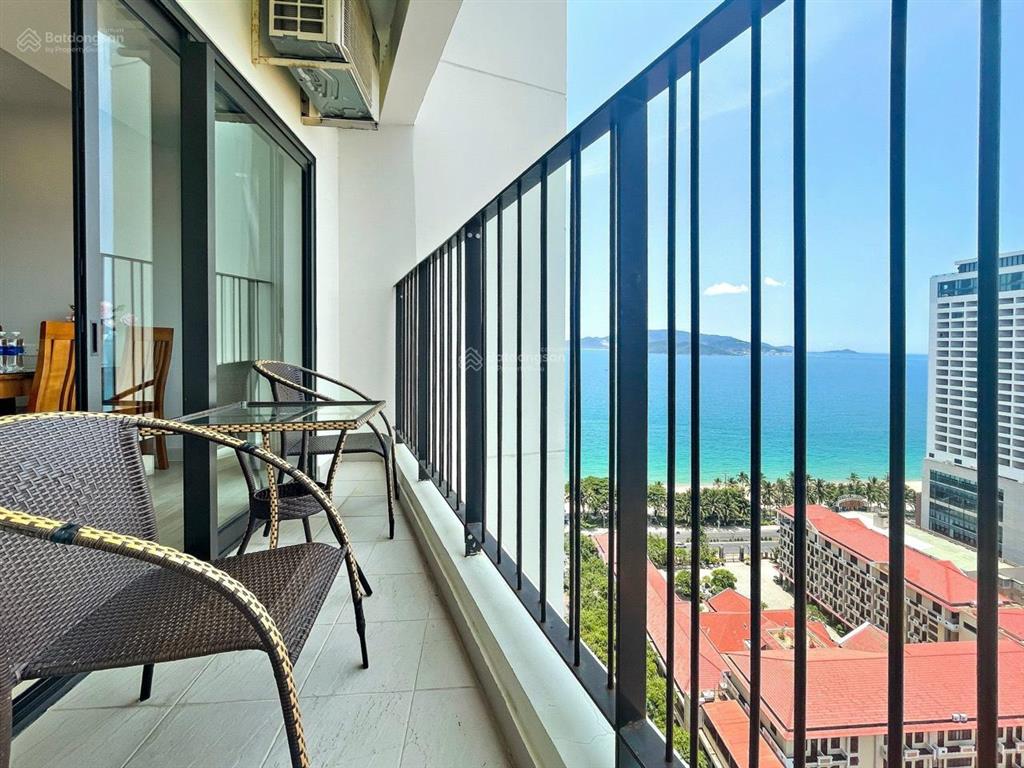Bán căn studio gold coast giá 5,7 tỷ đã có sổ, view biển (hướng sheraton),