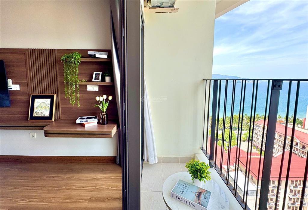 Bán căn studio gold coast đã có sổ, view biển, giá 5,2 tỷ