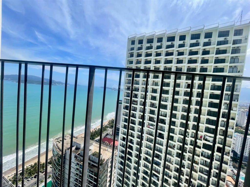 Bán căn studio gold coast, tầng 34, giá 5 tỷ 350