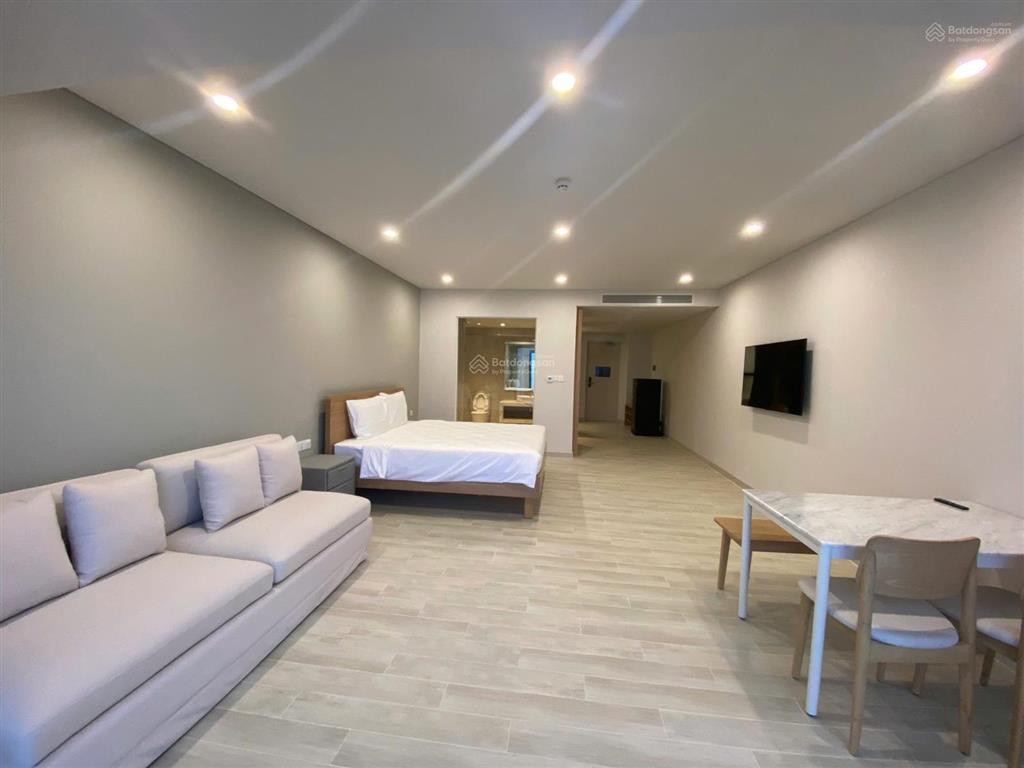 Lvcc cho thuê căn studio view biển, giá thuê 15 triệu/tháng goldcoast nha trang