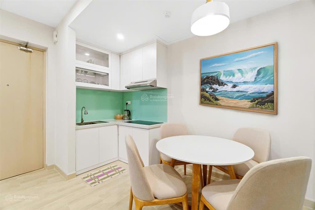 Bán căn hộ 2 phòng ngủ gold coast, tầng cao sổ hồng riêng giá 8,1 tỷ