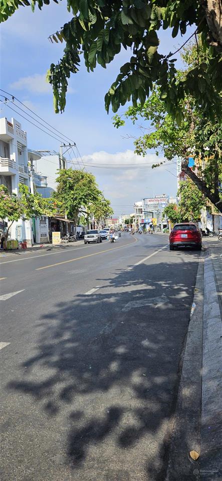 Chính chủ bán nhà trung tâm phan thiết gần ngã tư thủ khoa huân