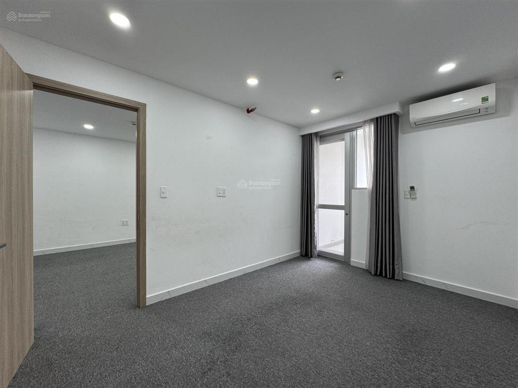 Cho thuê văn phòng 120m2, full nội thất scenic valley 2, pmh quận 7, 30tr/tháng.  0836 646 ***