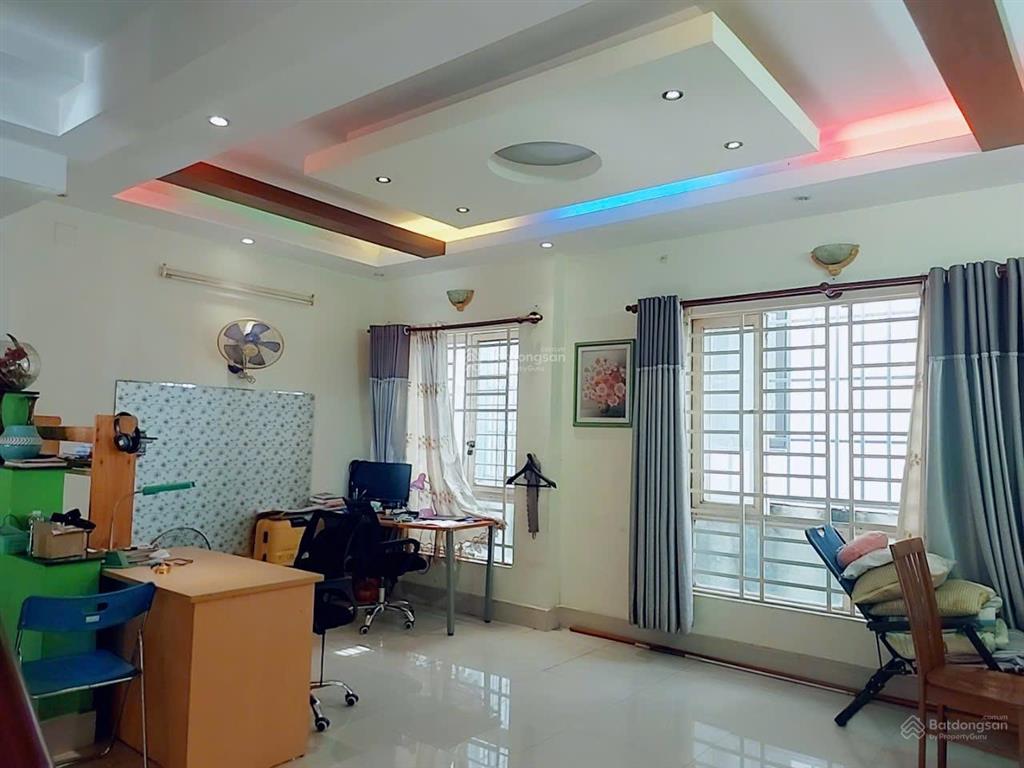 Nhà phố liền kề cực hiếm mặt tiền kdc view công viên xanh mát ngang 6m, 4 tầng. giá rẻ nhất khu vực