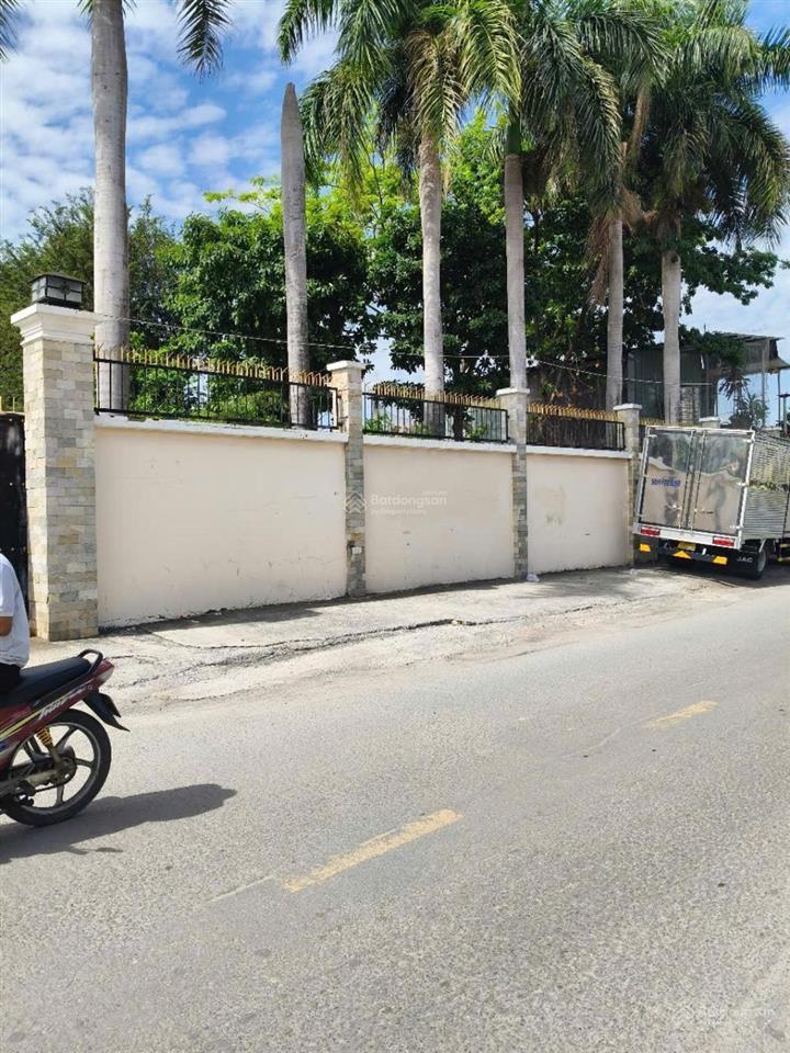 Ngộp bank 47 tỷ, cần bán gấp 4.000m2 đất mặt tiền đường võ thị hồi. giảm thủng đáy, chốt bất chấp