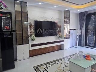 Siêu phẩm song sinh hẻm xe hơi đỗ cửa  40m2  5 tầng  full nội thất  8.x tỷ