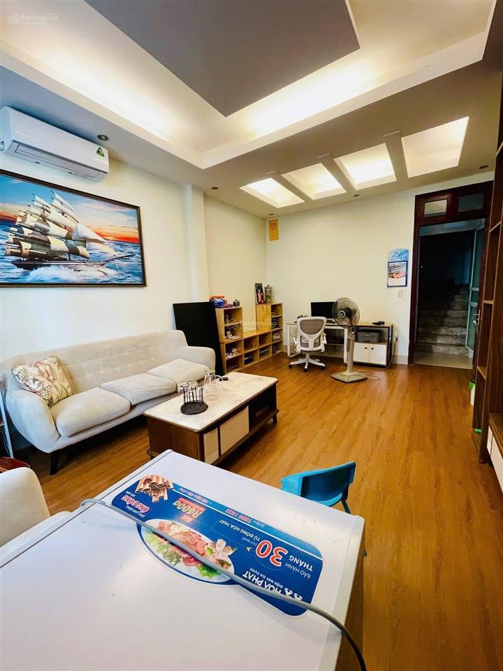 Chỉ hơn 12 tỷ có ngay ô tô 7 chỗ vào nhà!
bán nhà doãn kế thiện 40m2, ô tô tránh