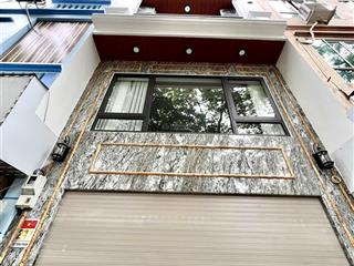 Bán nhà 89 lạc long quân 46m2, 7 tầng thang máy  phân lô ô tô tránh  gara ô tô  thông sàn